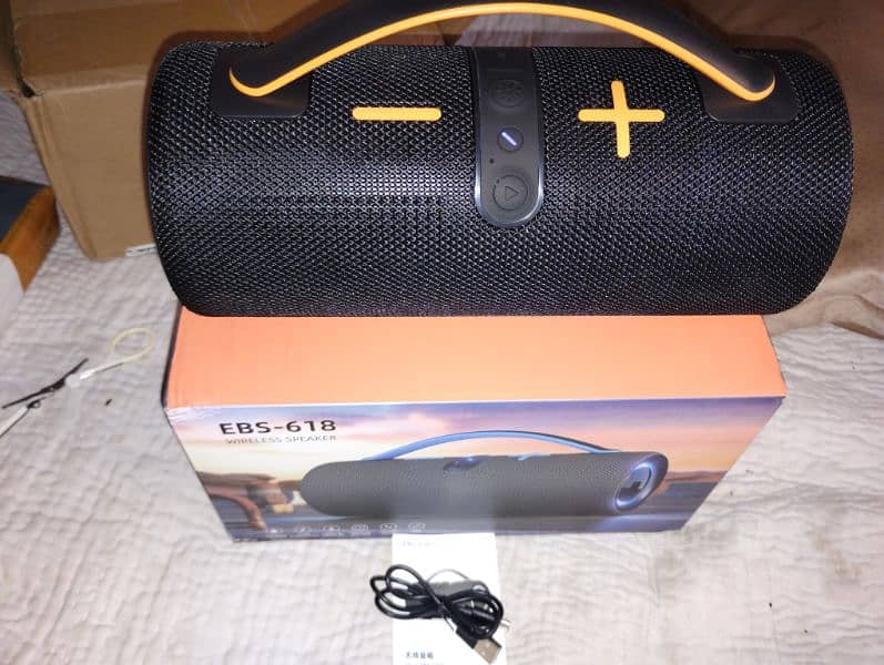 Rockmia Bluetooth speaker new box pack 9