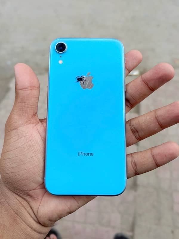 iPhone Xr 0