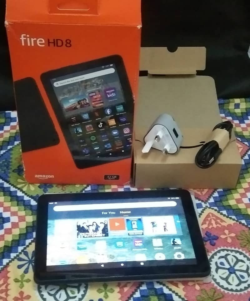 Brand New Amazon Fire HD 8" 12th Generation 32GB 2