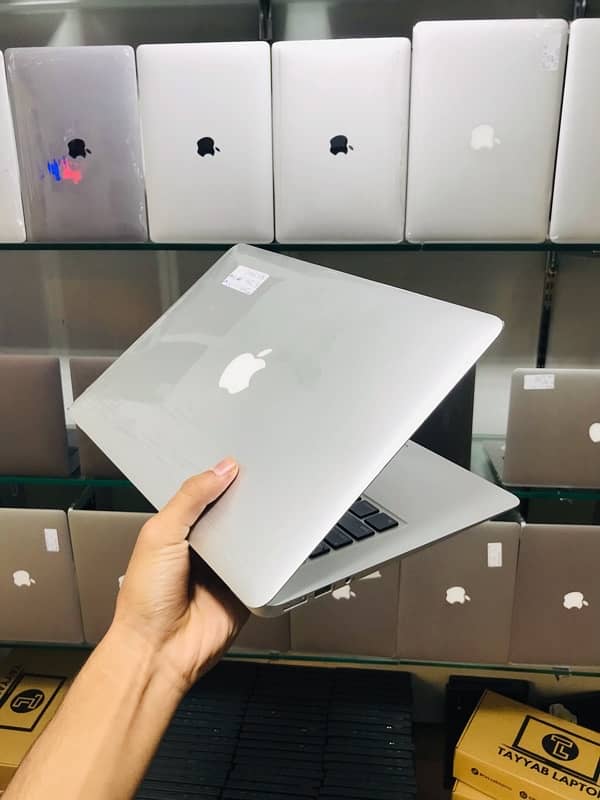 Macbook Air 2015 core i5 8/128 10&10 Tayyab laptop 1