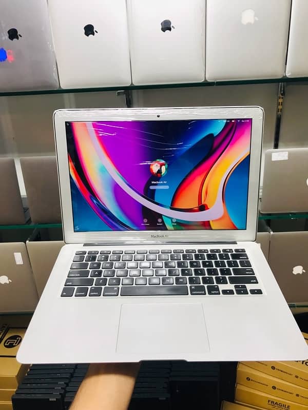 Macbook Air 2015 core i5 8/128 10&10 Tayyab laptop 10