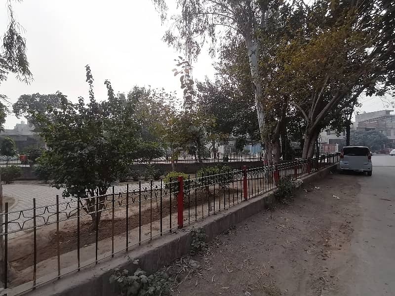 Facing Park sale A House In Marghzar Officers Colony Prime Location 7