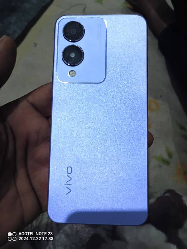 vivo Y17s 2