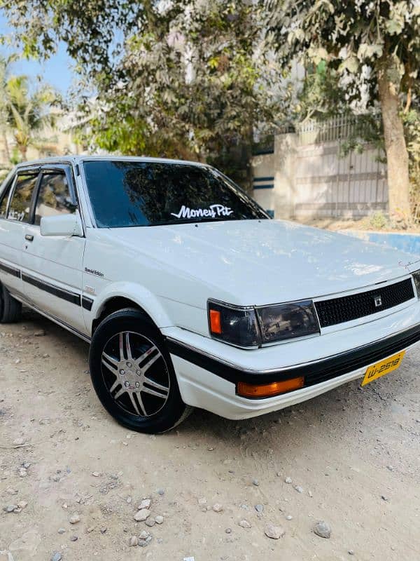 Toyota Corolla GL Saloon 1986 model 1994 recondition own engine 0