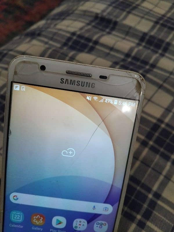 SAMSUNG J7 PRIME 3/32 SEALED CONDITION With BOX 4