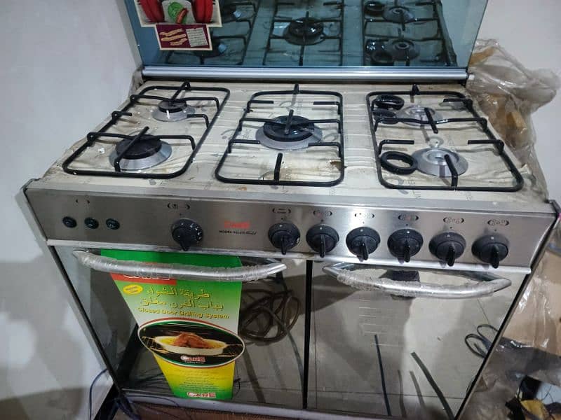 new 5 bunner Gas Cooking Rang with oven stainless steel 3