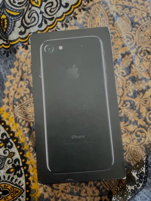 IPHONE 7 128 gb         100 battery   non pta 2