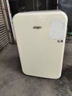 ZTRUST  import mini fridge 03480096602