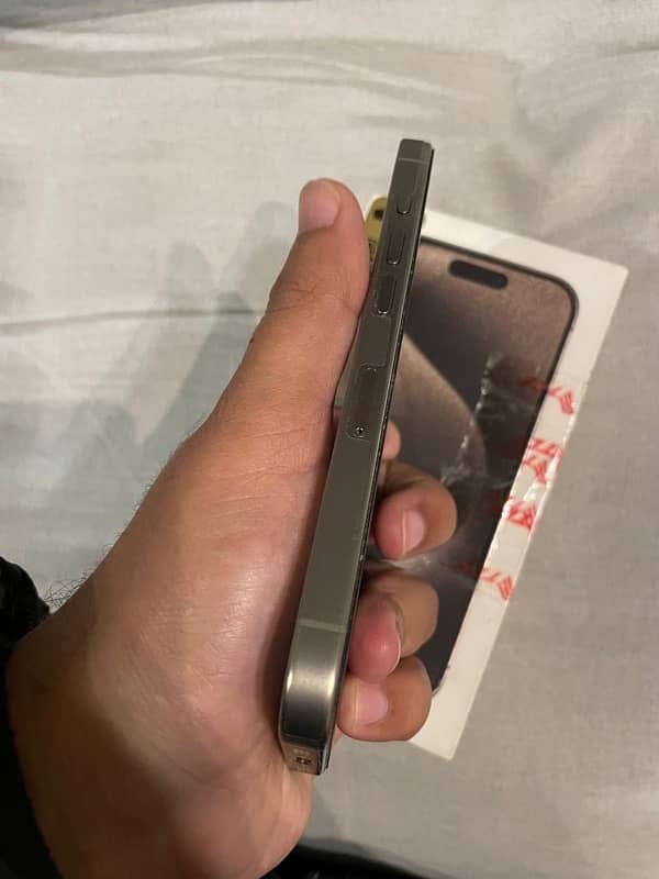 Iphone 15 Pro PTA APPROVED 3