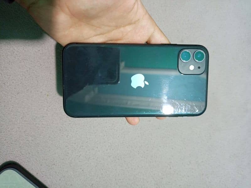 IPhone 11 0