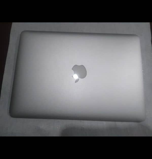 MacBook air 2017 13inch for sale 7