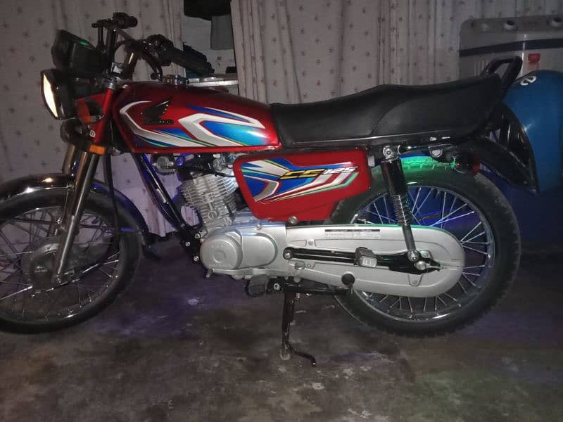 CG 125  Honda 03162209700 whatapp 3