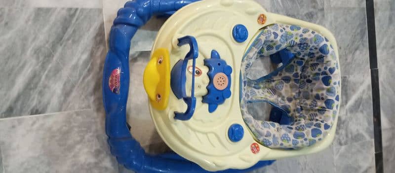 Best Condition of Children's Walker at a Great Price. 0