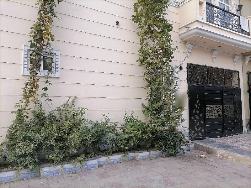 Corner 4 Marla House Situated In Marghzar Officers Colony For sale 4