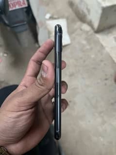 iphone 11pro non pta fu all ok bettery 78% sim working all ok