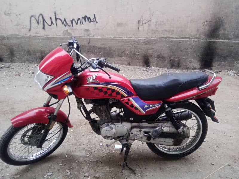 HONDA 125 DELUX 3