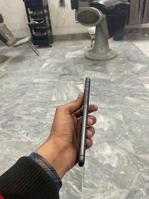 IPhone 11 non pta 3