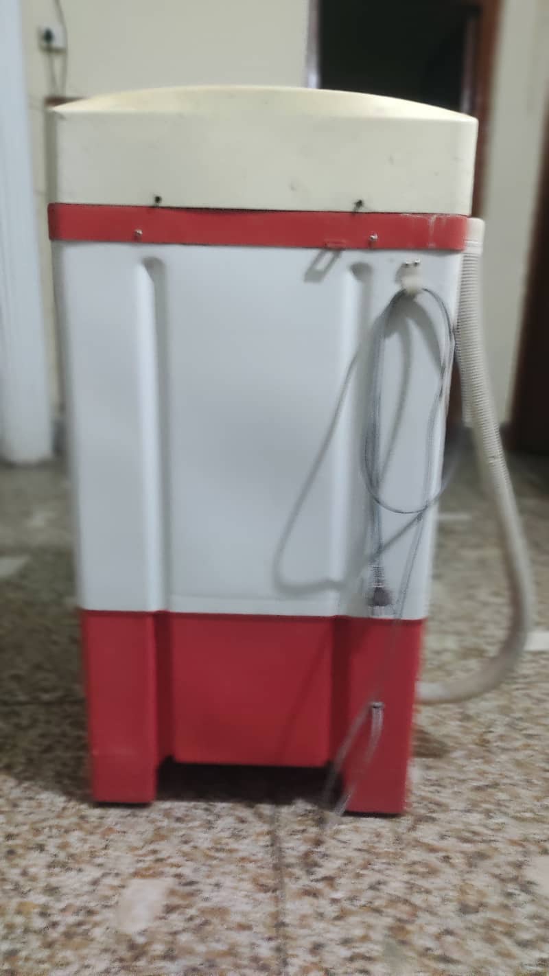 Washing machine in best condition with cooper Motor 2