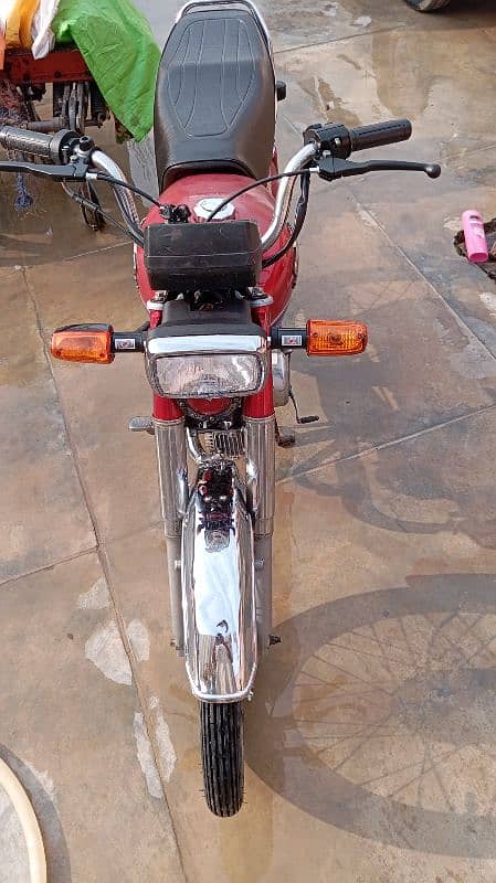 Gift for honda C70 bike All ok 10/10 urgently sale rate ma Kami 3