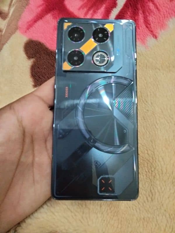 InfinixGT20Pro 2