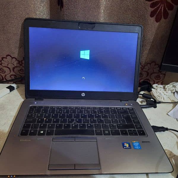 HP elitebook 840 2