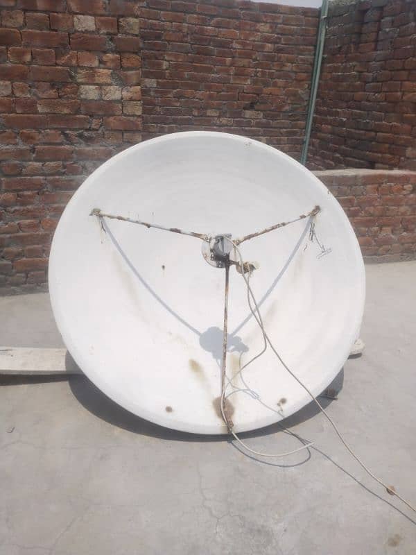 5 feet dish for sale 1