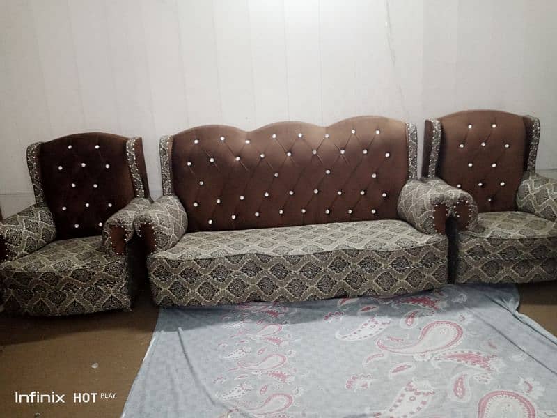 5 seater high back velvet poshished sofa set 9