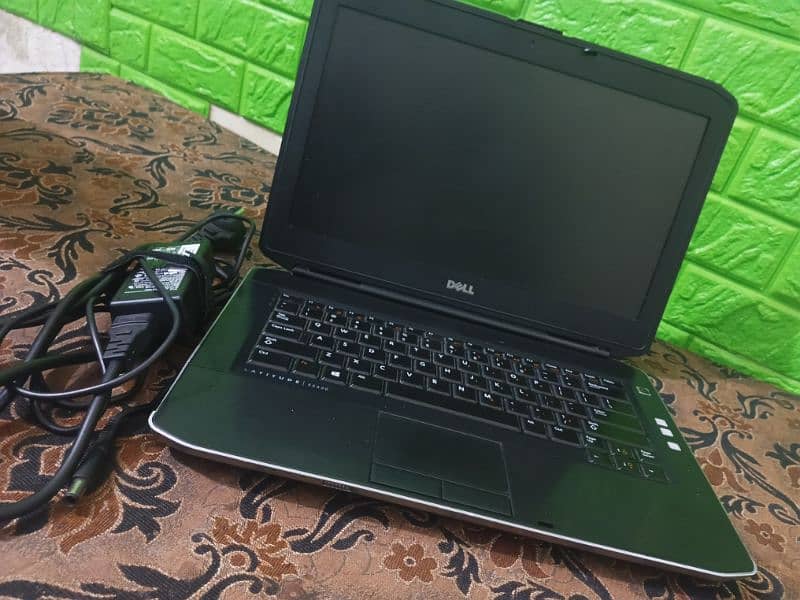 Dell Latitude e5430 with free branded bag 0