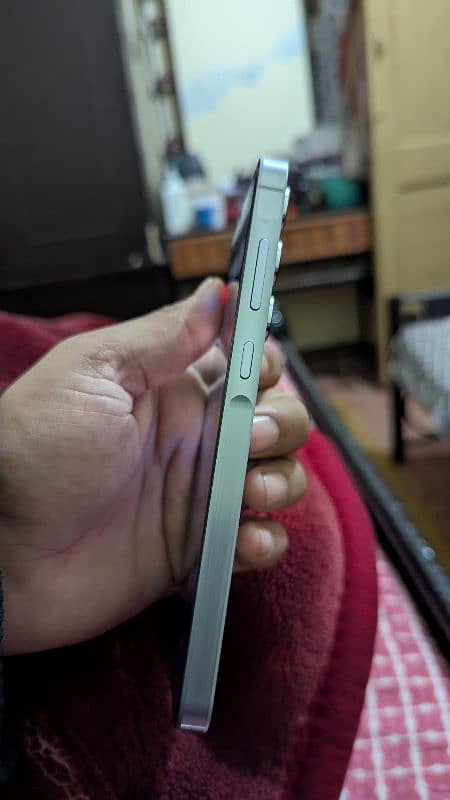 Samsung flagship model A55 in super mint condition selling cheap 3