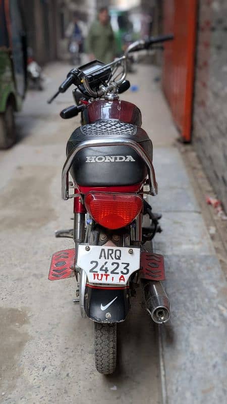 Honda CD 70 20 model total janiun golden nmbr 1st hand biometric avail 5