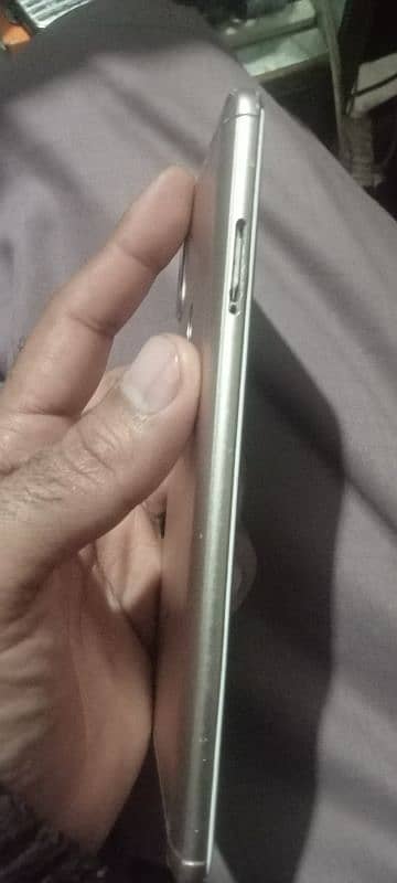 Redmi Note 5 4/64 PTA Approved 4