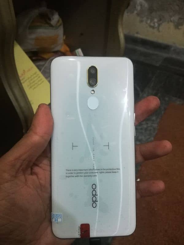 Oppo F11 1