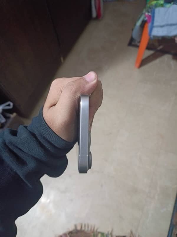 Iphone Xr conveted to 15 pro naturaln titanium 0