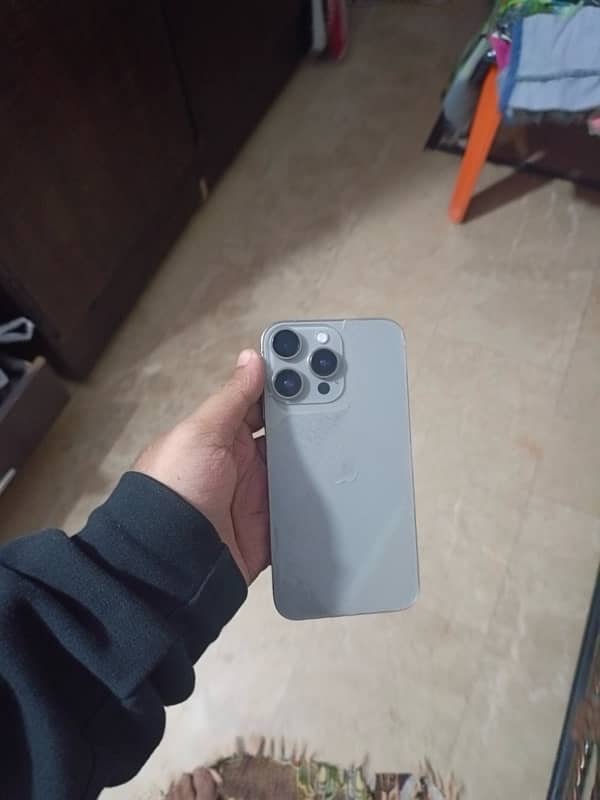 Iphone Xr conveted to 15 pro naturaln titanium 2