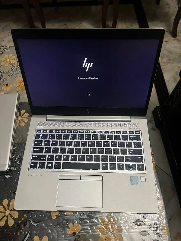 HP elitebook 830 g6 i5 8th 0