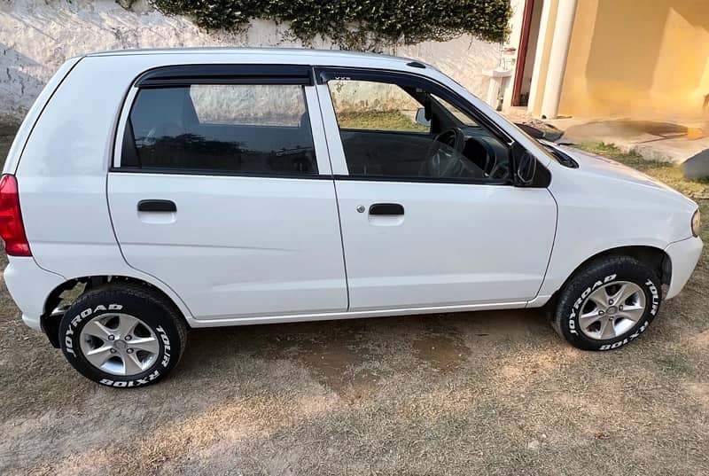 Suzuki Alto 2011 8