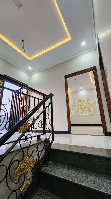 5 Marla Luxurious House for Sale in Etihad Town Phase 1 18