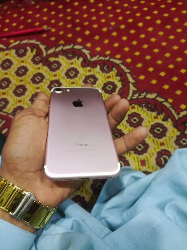 iphone 7 128gb pta aproved 1