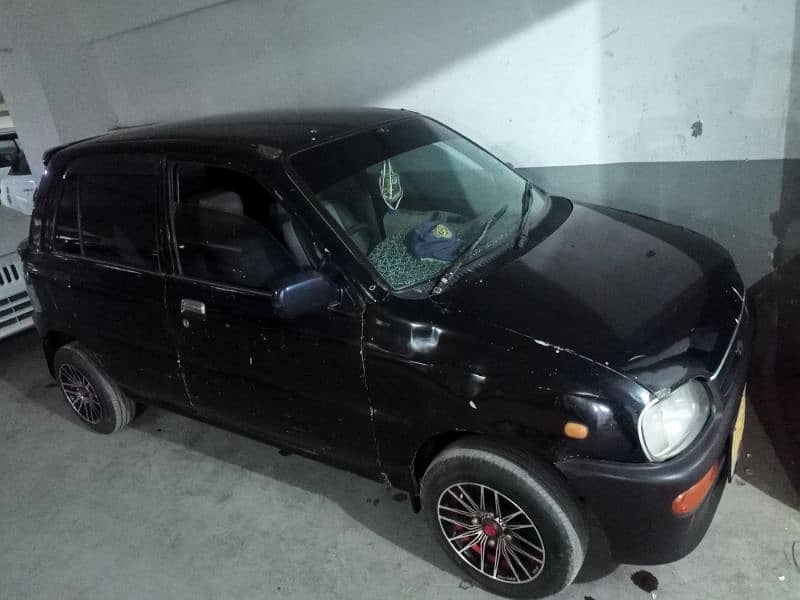 Daihatsu Cuore 2000 18