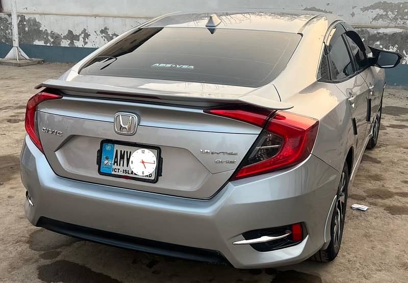 Honda Civic Oriel 2019 5