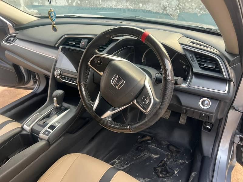 Honda Civic Oriel 2019 10