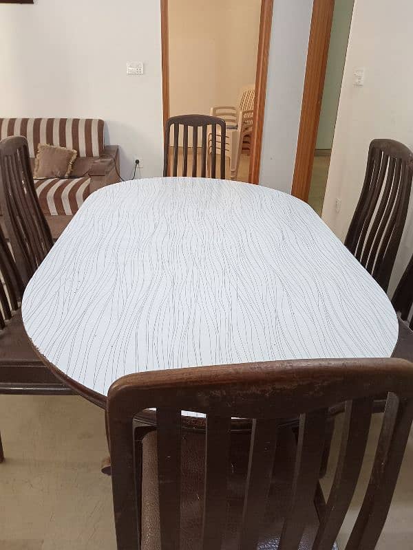 Dining table for sale 3