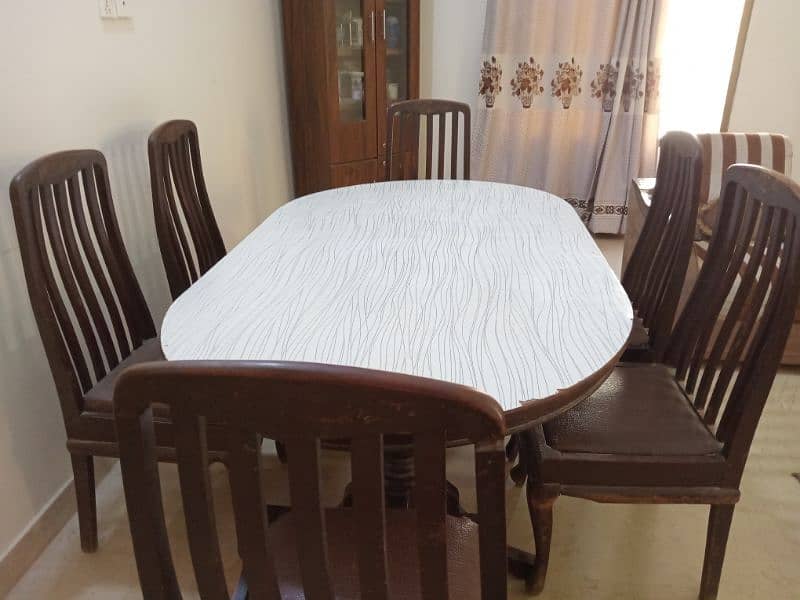 Dining table for sale 4