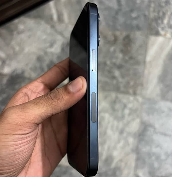 iPhone 15 Pro 256gb LLA (not max) 2