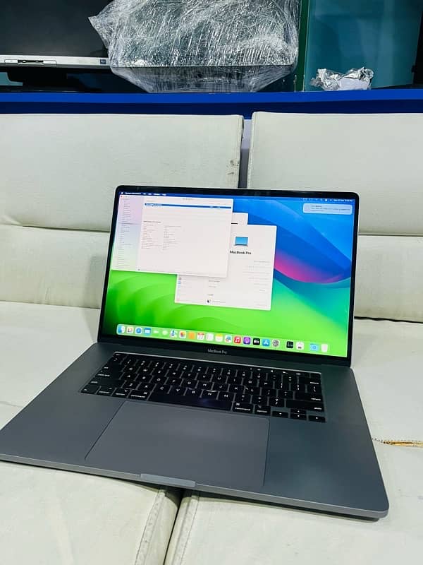 Apple MacBook Pro 2019- i9 variant (16-inch) 32-512GB 8