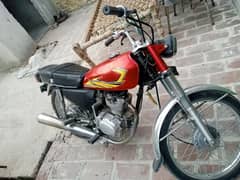 1985 model hunda 125 Attock number 03135901152  85000