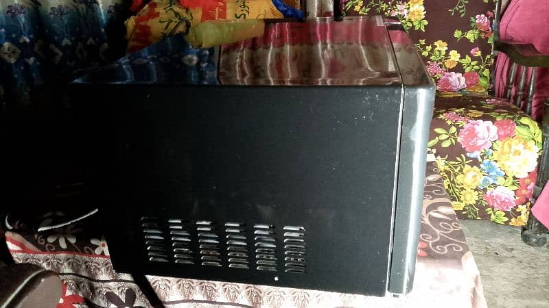 Haier Microwave oven 6