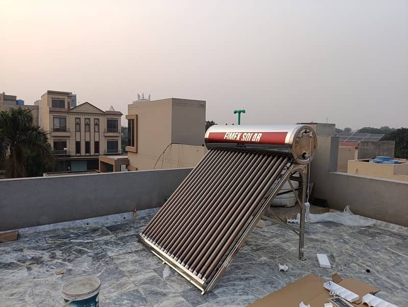 SOLAR WATER HEATER 200 litres 300 litres 5