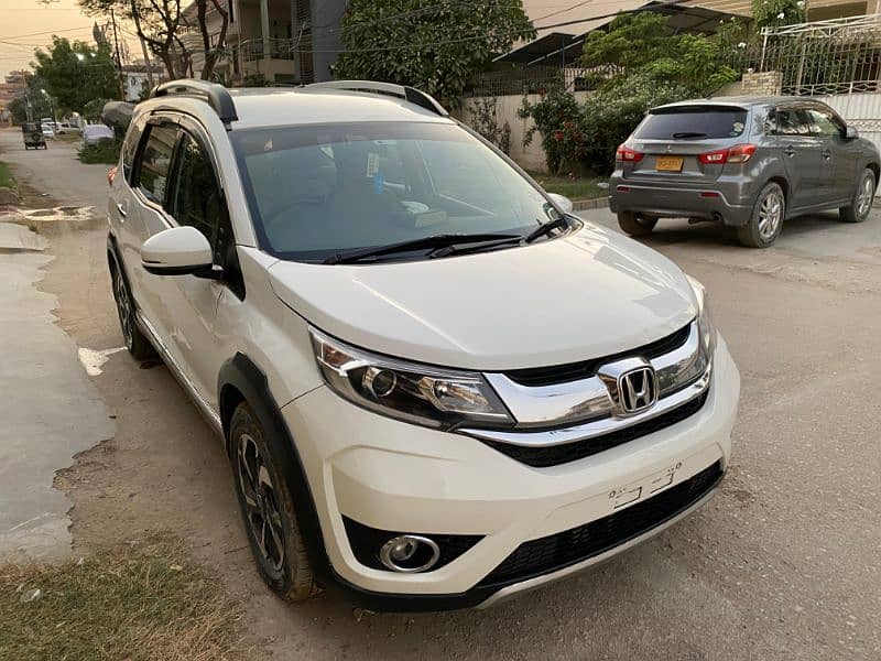 Honda BR-V 2017 full original 0/3/2/1/2/8/1/2/7/1/7 9