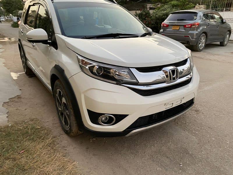 Honda BR-V 2017 full original 0/3/2/1/2/8/1/2/7/1/7 14